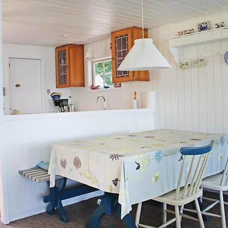 Three-bedroom Holiday Borkop With Sea View 04
